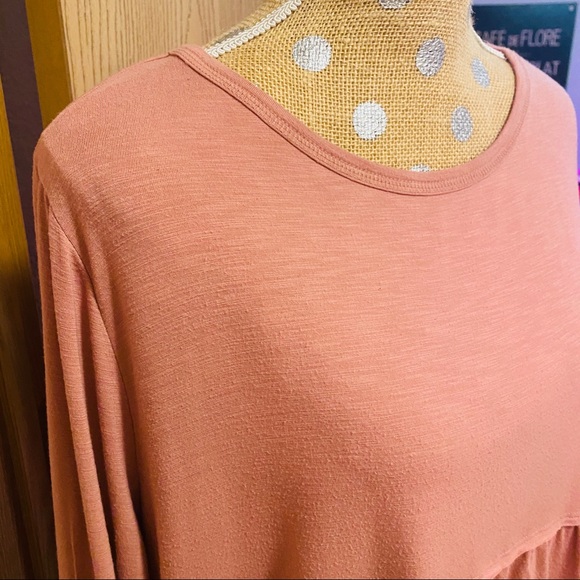 Long sleeve light pink peplum top - Picture 2 of 4